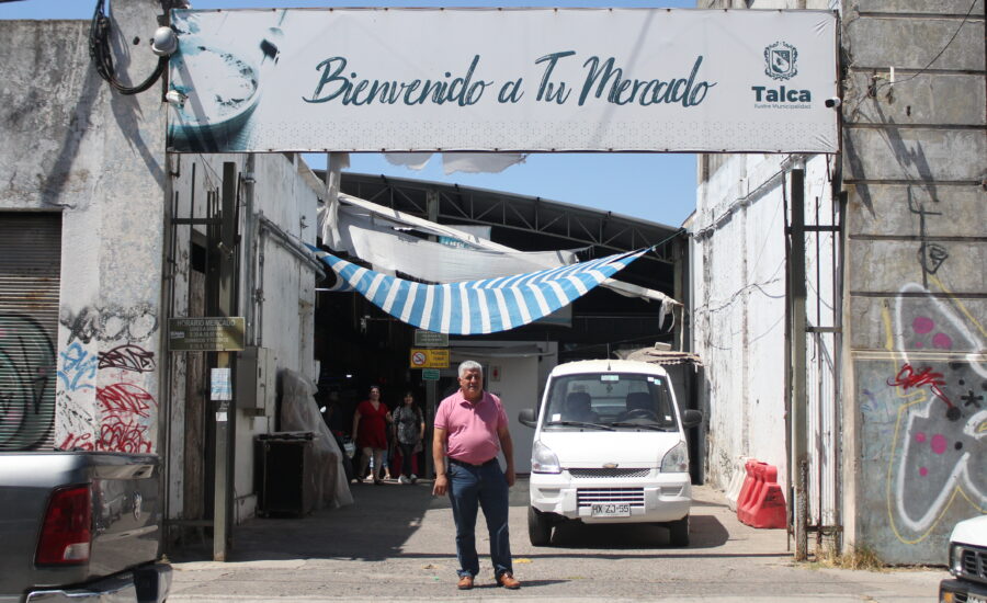 Sixto Gonzalez en el Mercado de Talca